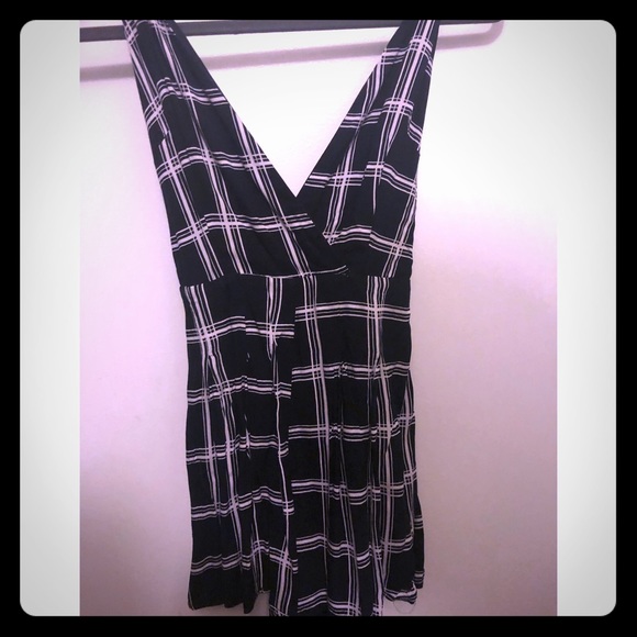 Romper - Picture 2 of 3